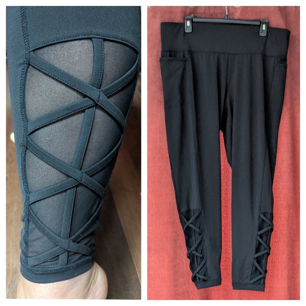 Strappy Detail Wicking Legging